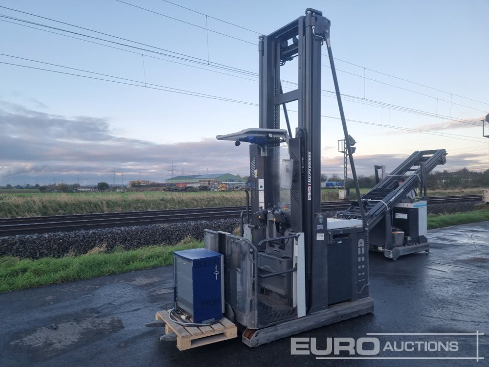 2018 UniCarriers 125DTFVI900EPH Electric High-lift Order Picker, 2 Stage Mast, Battery Charger - Forklift: picture 1 2018 UniCarriers 125DTFVI900EPH Electric High-lift Order Picker, 2 Stage Mast, Battery Charger - Forklift: picture 1