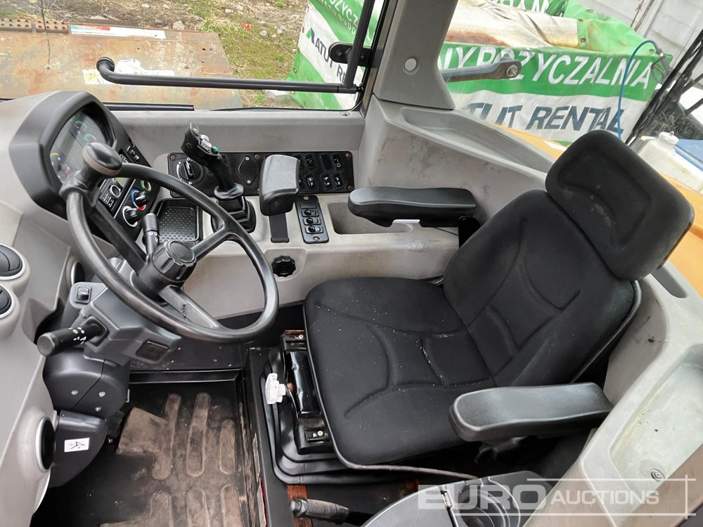 2019 Case 321F - Wheel loader: picture 4 2019 Case 321F - Wheel loader: picture 4