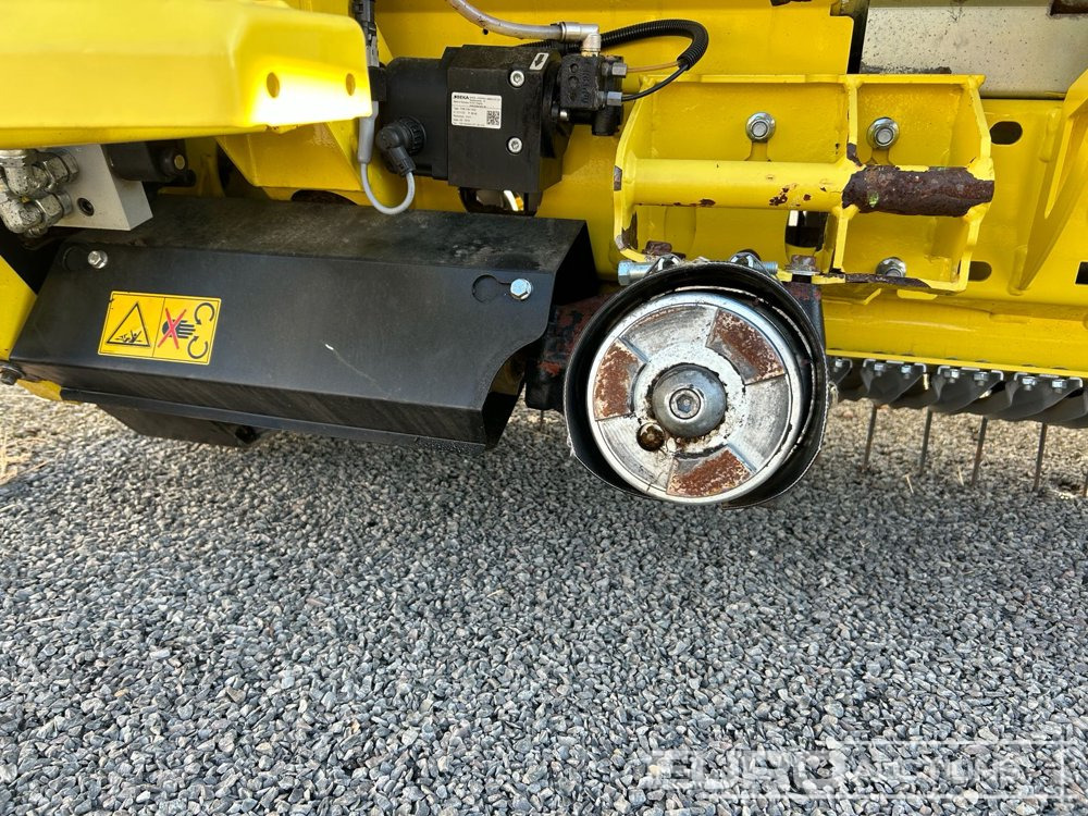 2019 John Deere 639 - Combine harvester: picture 5 2019 John Deere 639 - Combine harvester: picture 5