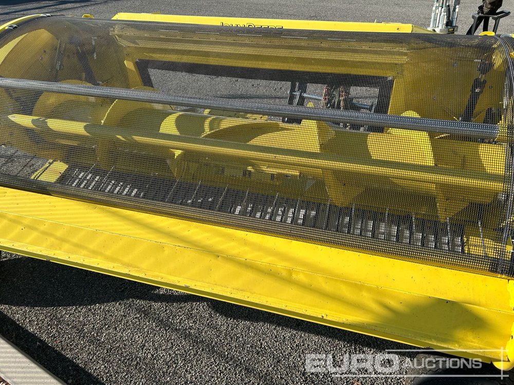 2019 John Deere 639 - Combine harvester: picture 3 2019 John Deere 639 - Combine harvester: picture 3