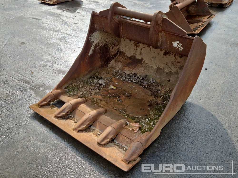 52" Digging Bucket - Bucket: picture 1 52" Digging Bucket - Bucket: picture 1