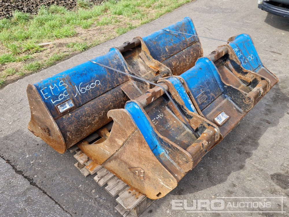 60" Ditching, 32", 16" Digging Buckets to suit ARDEN QA10 - Bucket: picture 2 60" Ditching, 32", 16" Digging Buckets to suit ARDEN QA10 - Bucket: picture 2