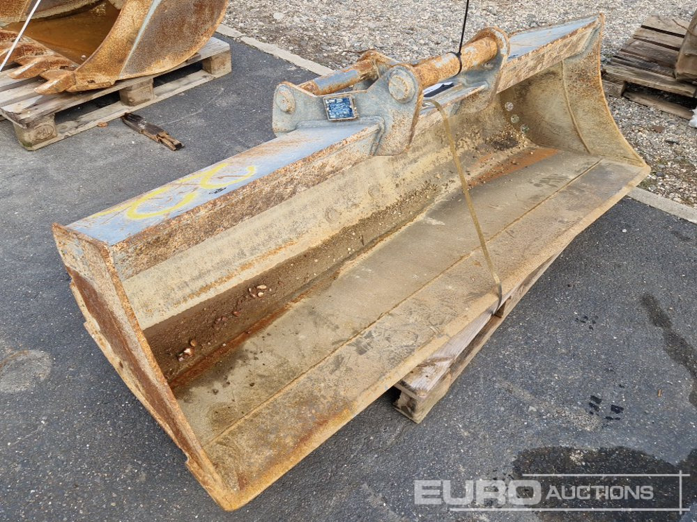 78" Ditchibg Bucket - Bucket: picture 4 78" Ditchibg Bucket - Bucket: picture 4