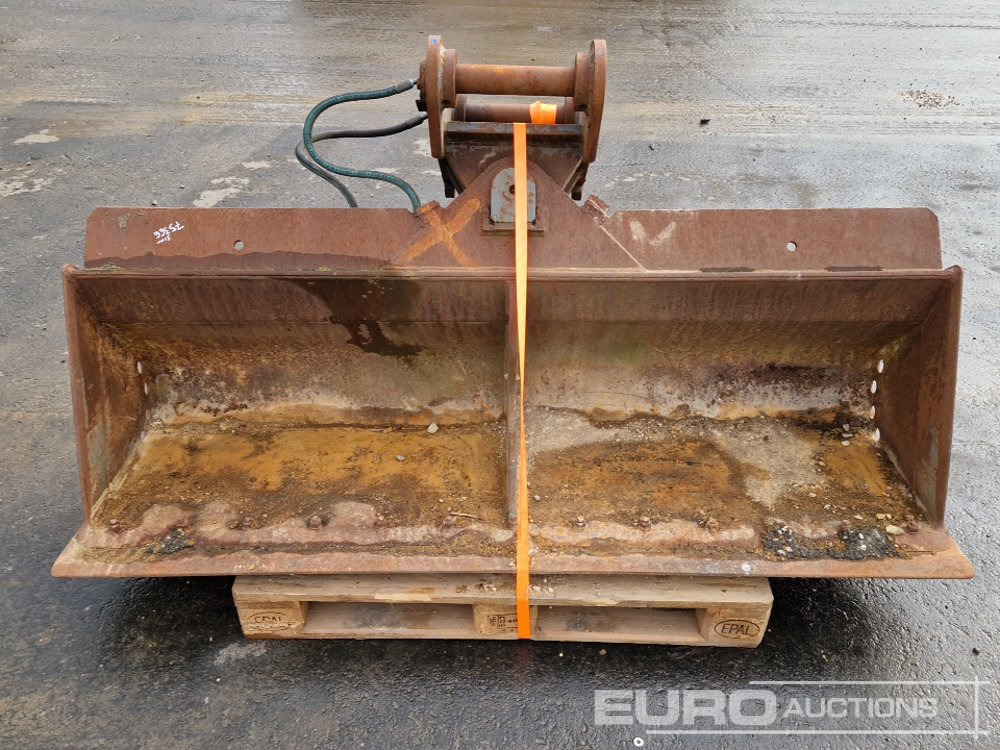 80" Tilt Ditching Bucket - Bucket: picture 5 80" Tilt Ditching Bucket - Bucket: picture 5