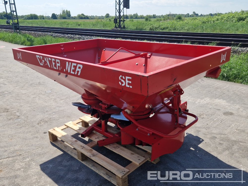 Lely Fertilizer Spreader - Agricultural machinery: picture 3 Lely Fertilizer Spreader - Agricultural machinery: picture 3