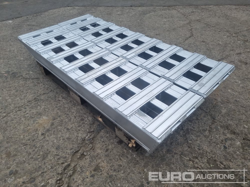 Unused Set of Aluminium Ramps, 160cm, 20,000kg - Agricultural machinery: picture 2 Unused Set of Aluminium Ramps, 160cm, 20,000kg - Agricultural machinery: picture 2