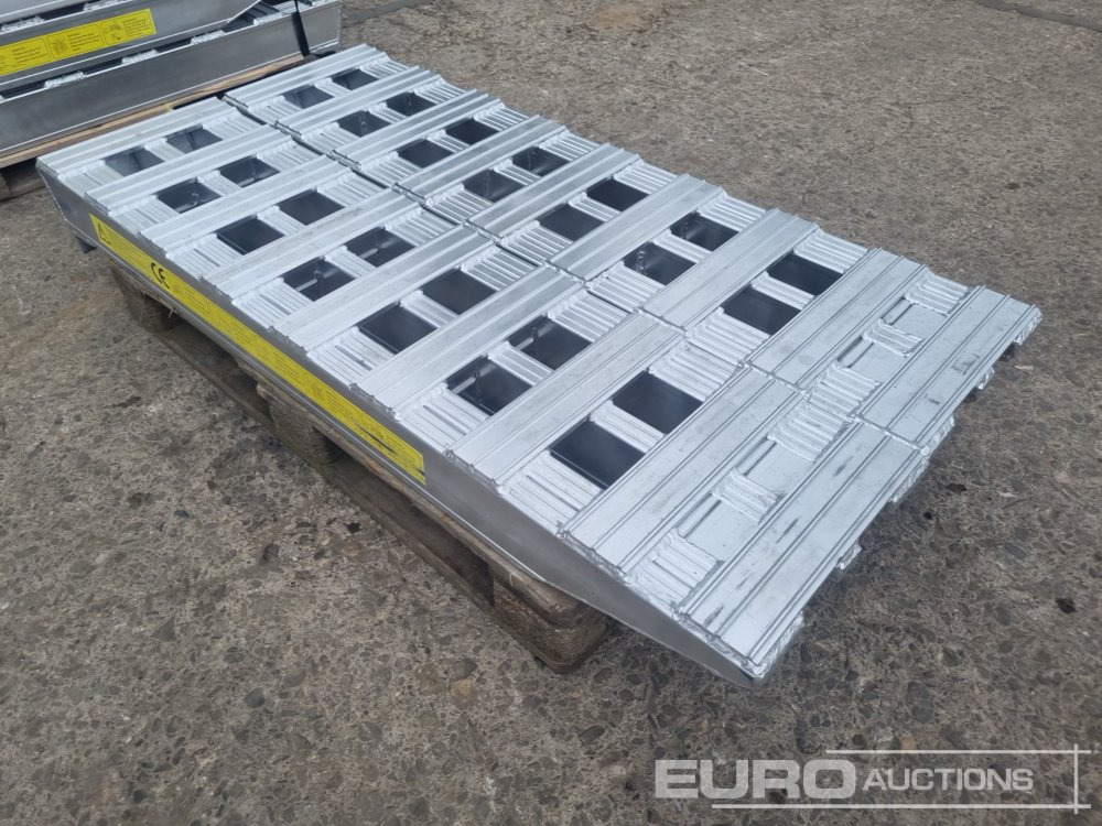 Unused Set of Aluminium Ramps, 160cm, 20,000kg - Agricultural machinery: picture 4 Unused Set of Aluminium Ramps, 160cm, 20,000kg - Agricultural machinery: picture 4