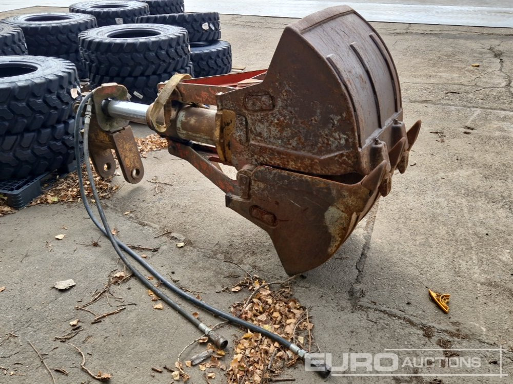 32" Clamshell Bucketto suit 15 + Excavavtor - Attachment for Excavator: picture 4 32" Clamshell Bucketto suit 15 + Excavavtor - Attachment for Excavator: picture 4