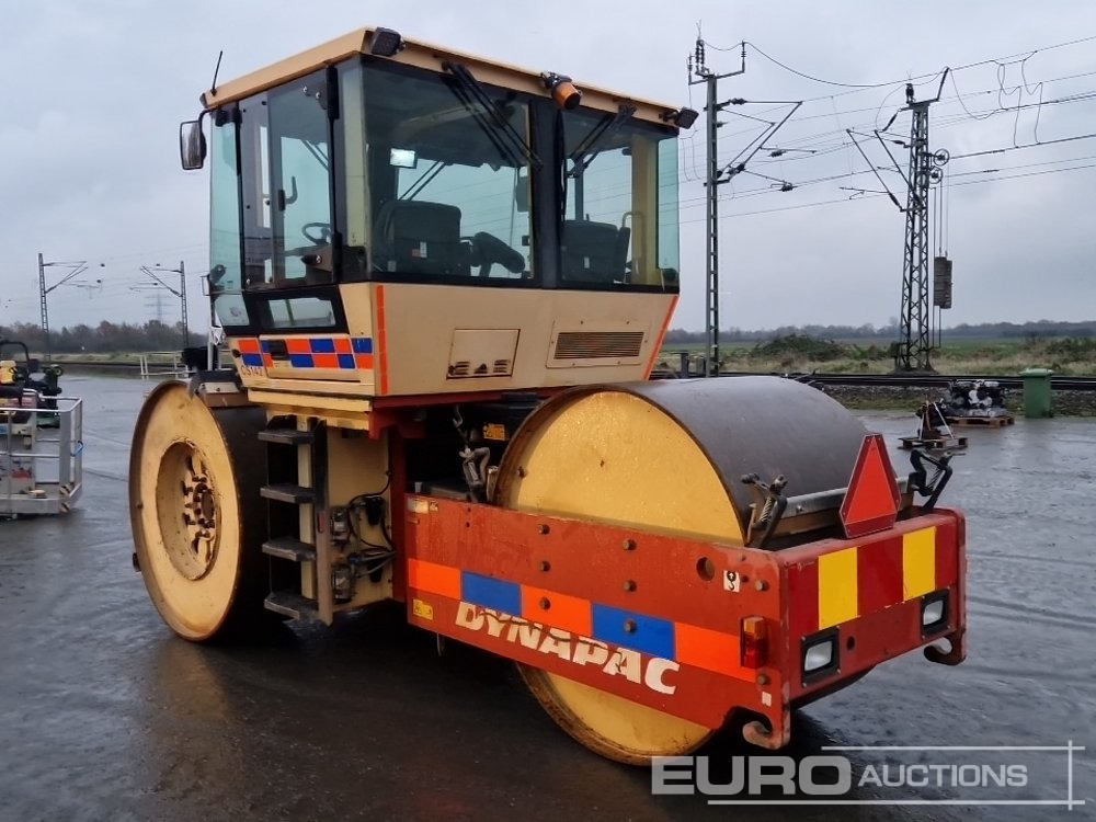 Dynapac CS142 - Roller: picture 3 Dynapac CS142 - Roller: picture 3