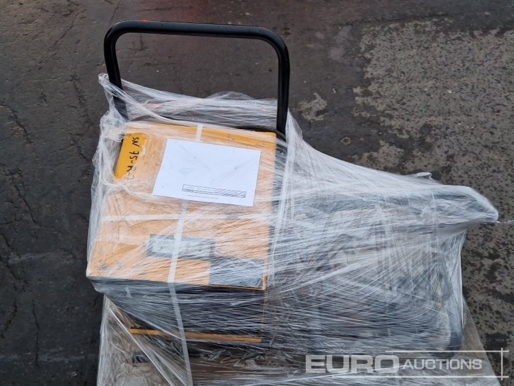 Dynapac LF100 - Vibratory plate: picture 5 Dynapac LF100 - Vibratory plate: picture 5