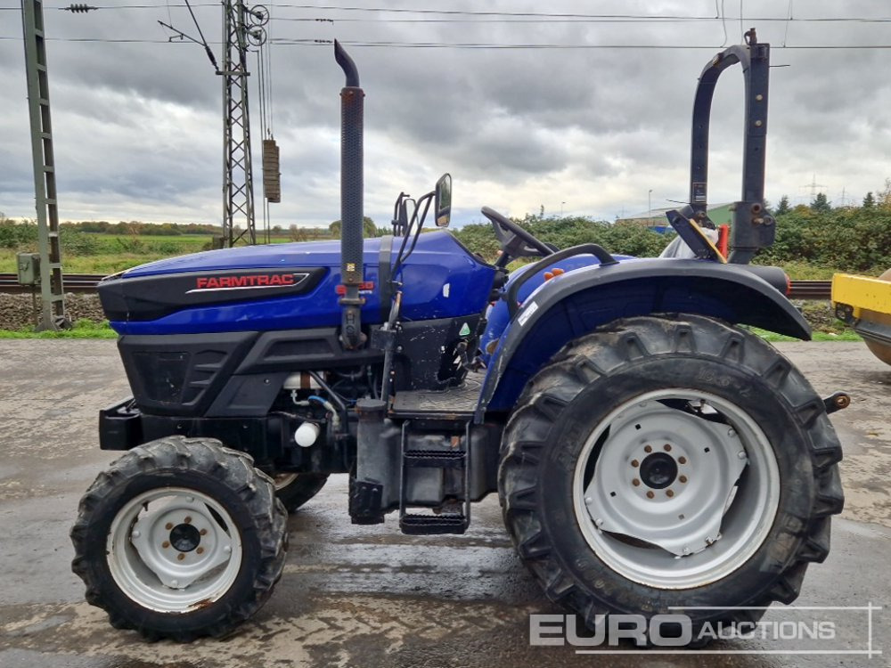 Farmtrac FT6050 - Farm tractor: picture 2 Farmtrac FT6050 - Farm tractor: picture 2