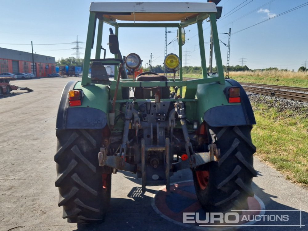 Fendt 250S - Farm tractor: picture 4 Fendt 250S - Farm tractor: picture 4