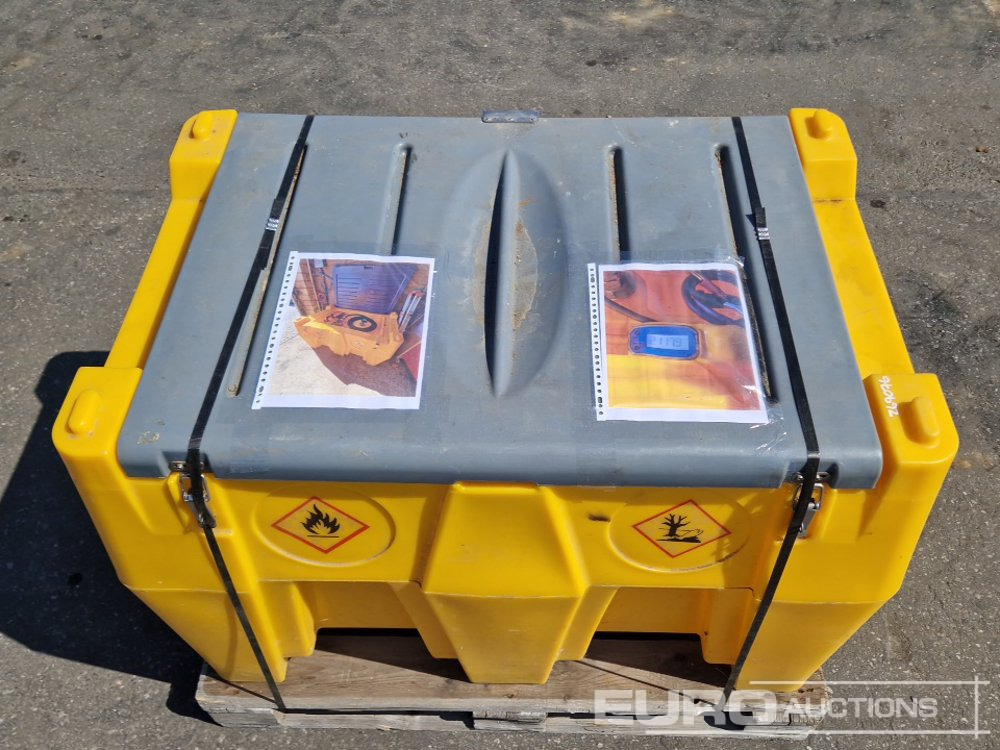 Fuel Bowser - Storage tank: picture 5 Fuel Bowser - Storage tank: picture 5