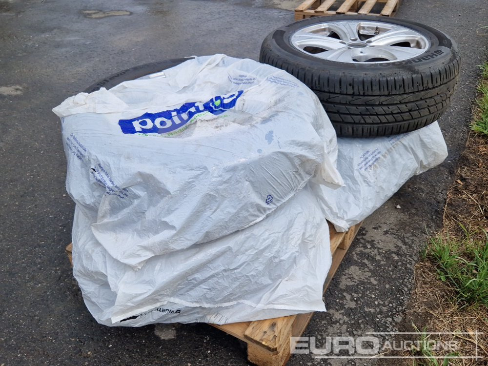 Hankook 235/60R/18 Tyres With Rims To Suit Mercedes GLC - Tire: picture 3 Hankook 235/60R/18 Tyres With Rims To Suit Mercedes GLC - Tire: picture 3