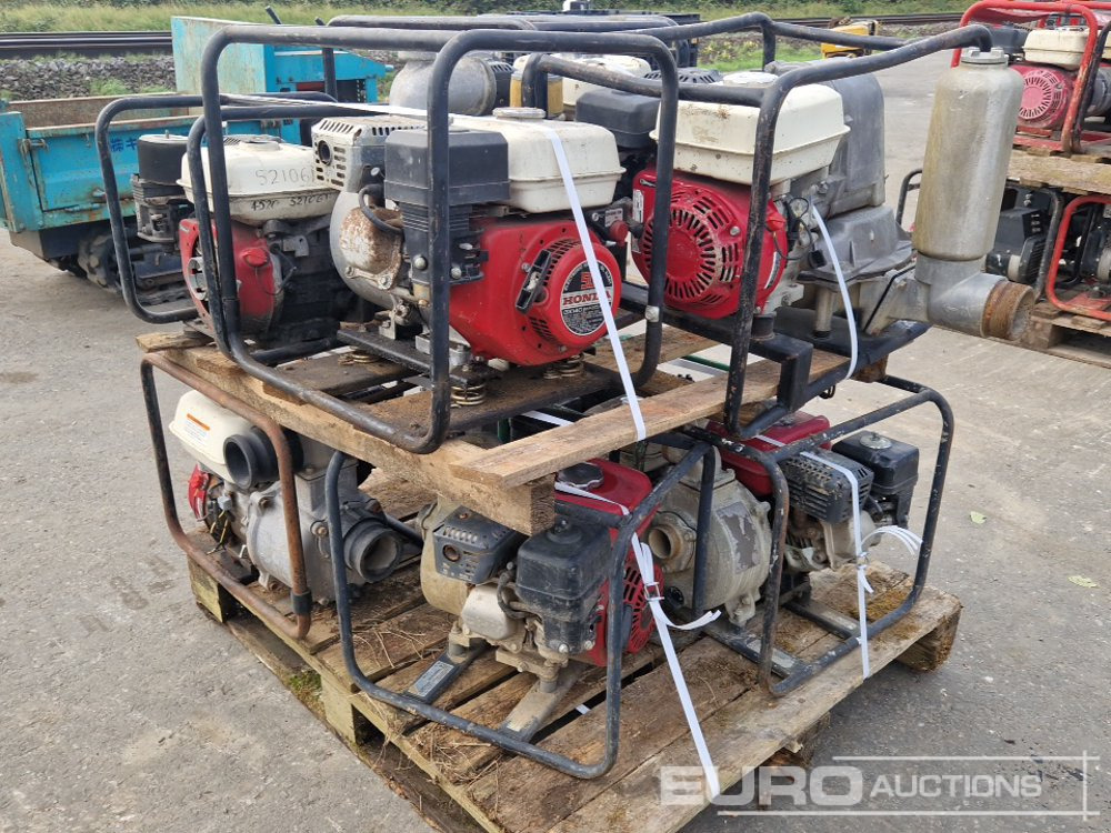 Honda Petrol Water Pump (8 of) - Water pump: picture 1 Honda Petrol Water Pump (8 of) - Water pump: picture 1