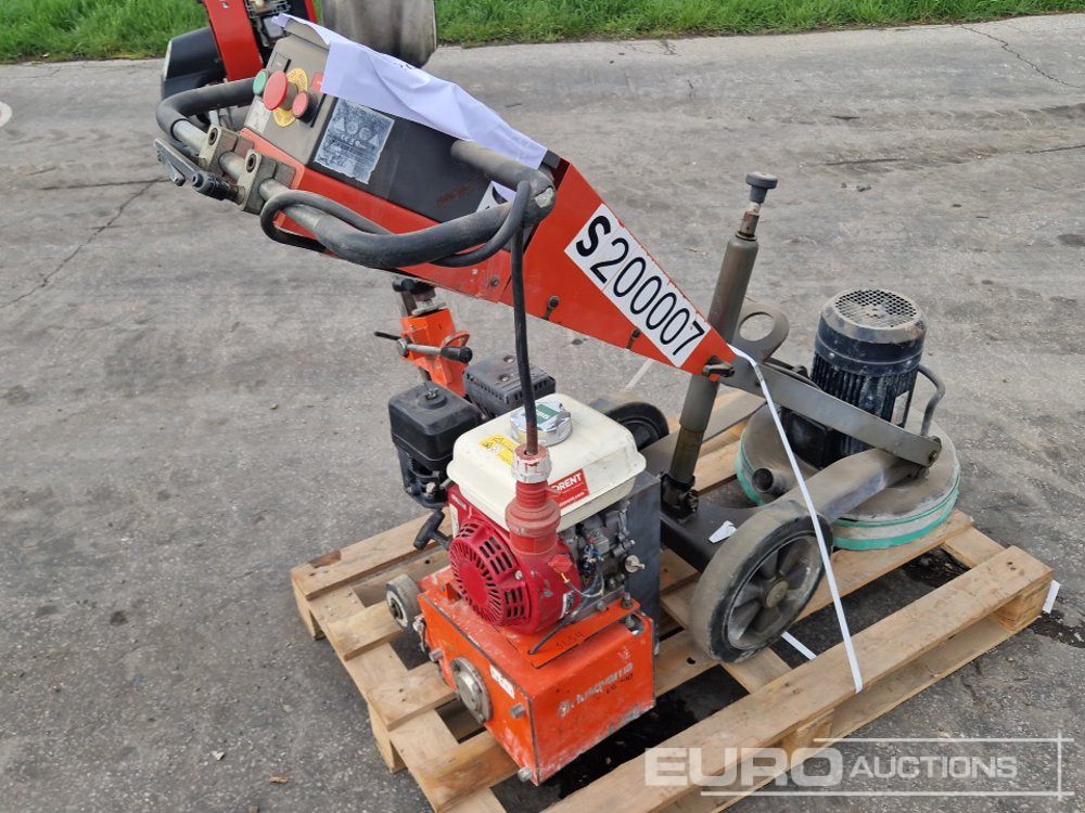 Husqvarna Pallet of Floor Grinder - Construction equipment: picture 3 Husqvarna Pallet of Floor Grinder - Construction equipment: picture 3