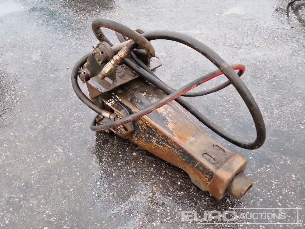 Hydraulic Breaker to suit JCB 2CX - Hydraulic hammer: picture 4 Hydraulic Breaker to suit JCB 2CX - Hydraulic hammer: picture 4