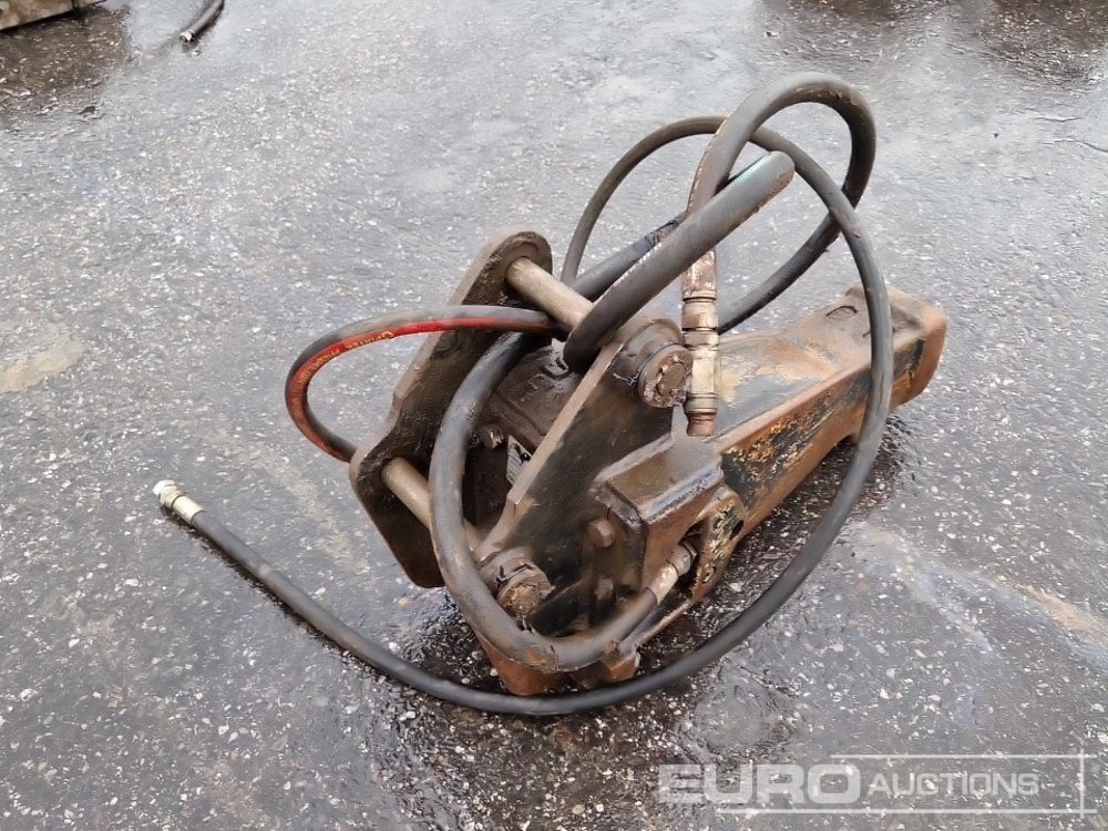Hydraulic Breaker to suit JCB 2CX - Hydraulic hammer: picture 3 Hydraulic Breaker to suit JCB 2CX - Hydraulic hammer: picture 3