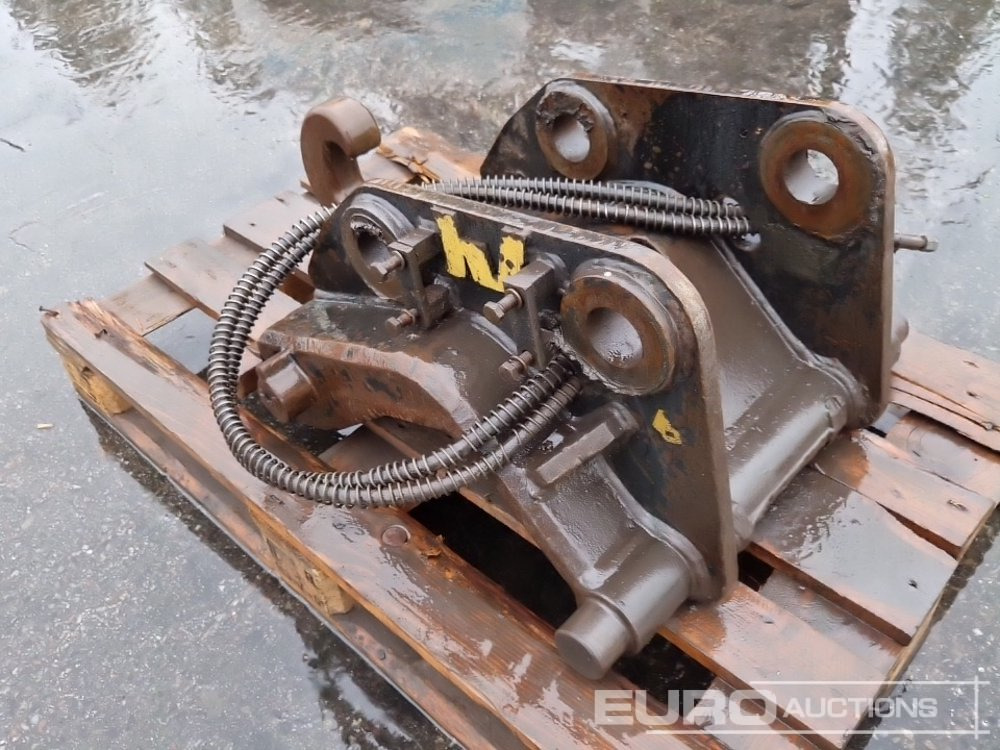 Hydraulic QH - Quick coupler: picture 2 Hydraulic QH - Quick coupler: picture 2