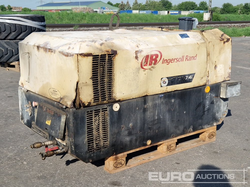 Ingersoll Rand 741 140CFM - Air compressor: picture 1 Ingersoll Rand 741 140CFM - Air compressor: picture 1