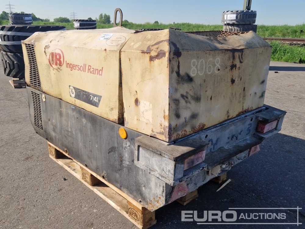 Ingersoll Rand 741 140CFM - Air compressor: picture 2 Ingersoll Rand 741 140CFM - Air compressor: picture 2
