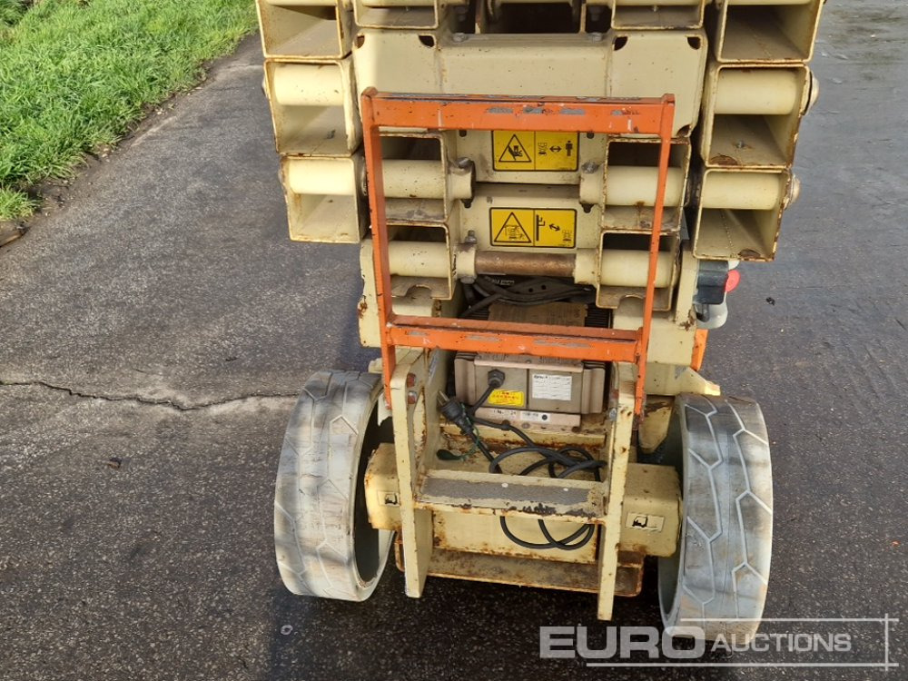 Scissor lift JLG 2630ES: picture 14 Scissor lift JLG 2630ES: picture 14