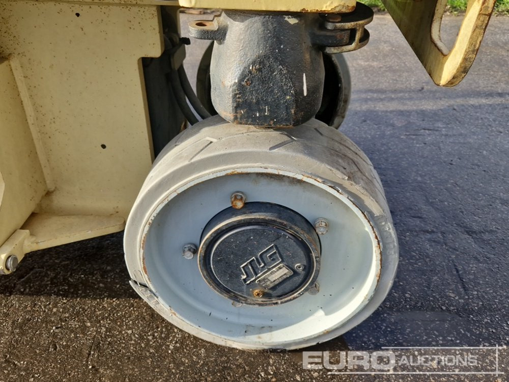 Scissor lift JLG 2630ES: picture 9 Scissor lift JLG 2630ES: picture 9