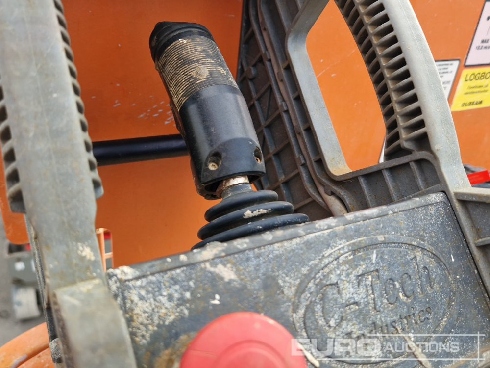 Scissor lift JLG 3246ES: picture 12 Scissor lift JLG 3246ES: picture 12