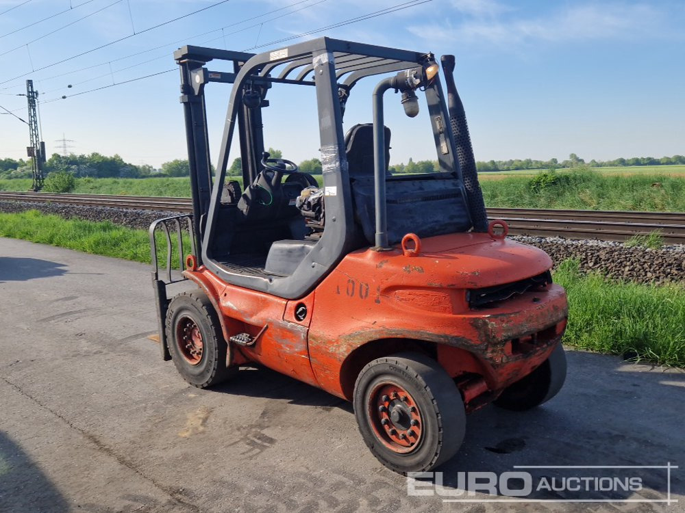 Linde H25 Diesel Forklift, 2 Stage Mast, Freelift Mast, Forks - Forklift: picture 3 Linde H25 Diesel Forklift, 2 Stage Mast, Freelift Mast, Forks - Forklift: picture 3