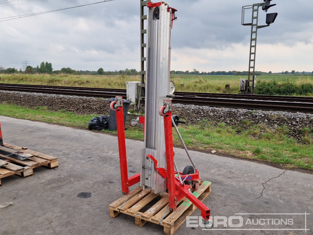 2021 Genie SLC-18 - Material handling equipment: picture 1 2021 Genie SLC-18 - Material handling equipment: picture 1