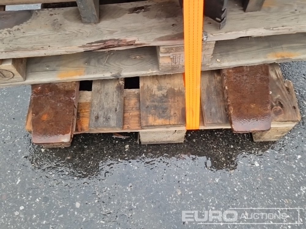 Fork Frame, Fork Positioner, Side Shift, Forks to suit Linde Forklift - Material handling equipment: picture 5 Fork Frame, Fork Positioner, Side Shift, Forks to suit Linde Forklift - Material handling equipment: picture 5