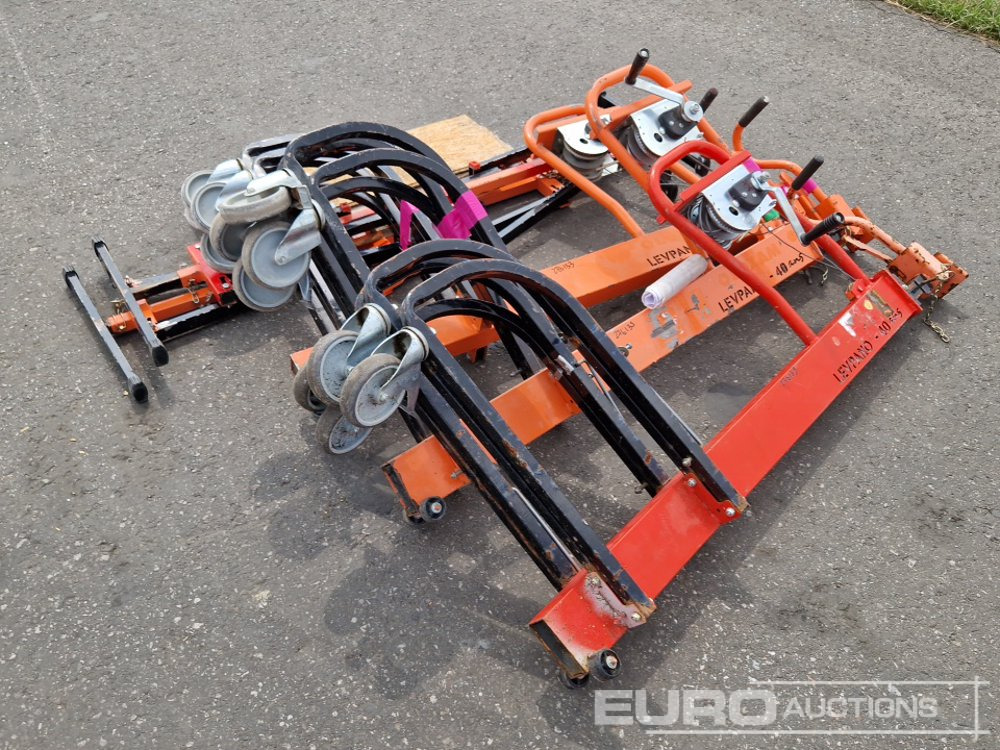 Levpano 40 Plasterboard Lifters (3 of) - Material handling equipment: picture 5 Levpano 40 Plasterboard Lifters (3 of) - Material handling equipment: picture 5