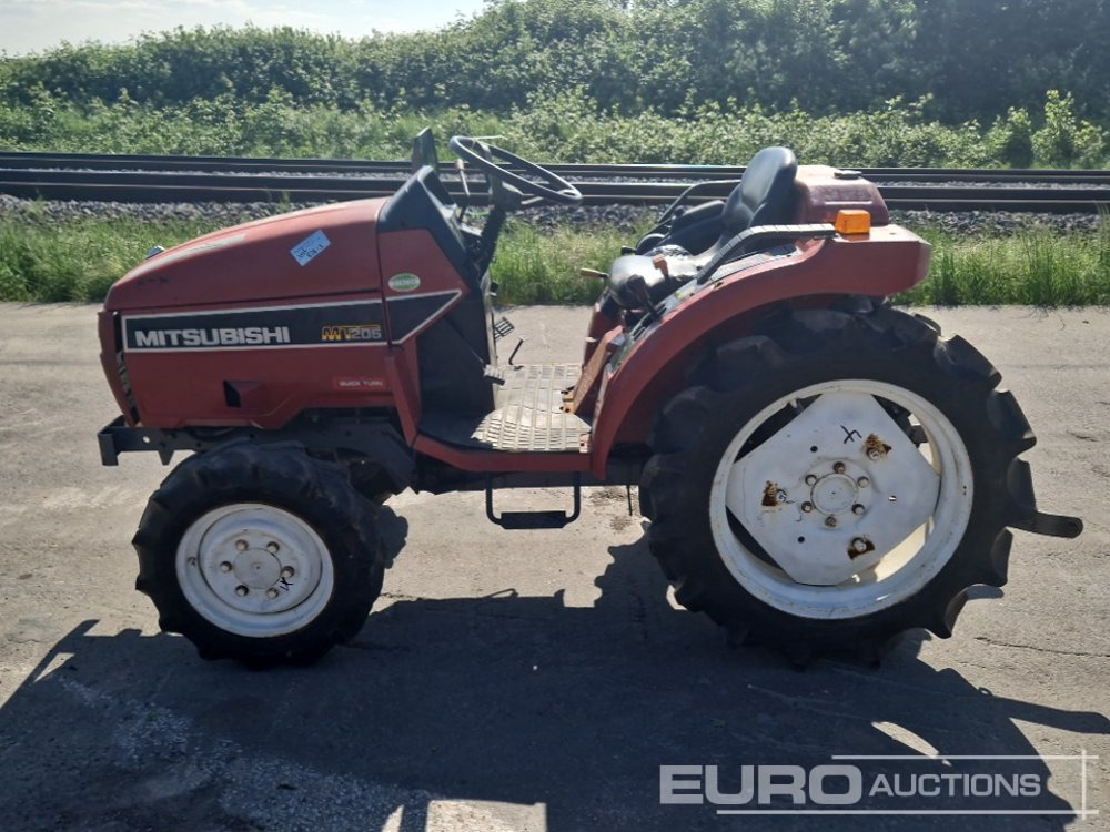 Mitsubishi MT205D - Compact tractor: picture 2 Mitsubishi MT205D - Compact tractor: picture 2