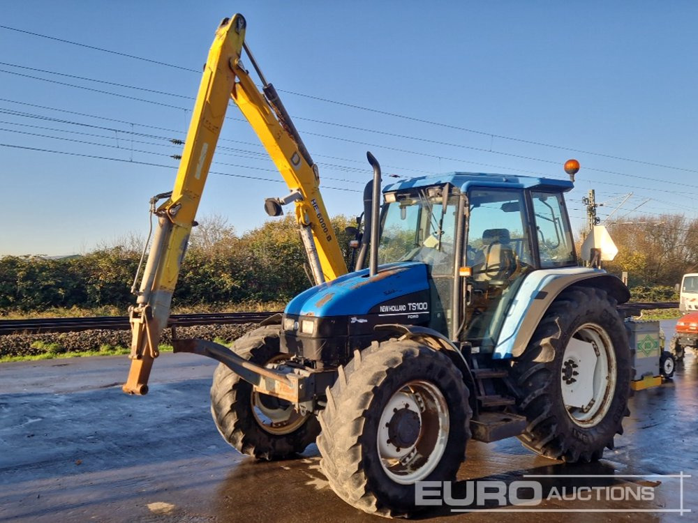 New Holland TS100 - Farm tractor: picture 1 New Holland TS100 - Farm tractor: picture 1