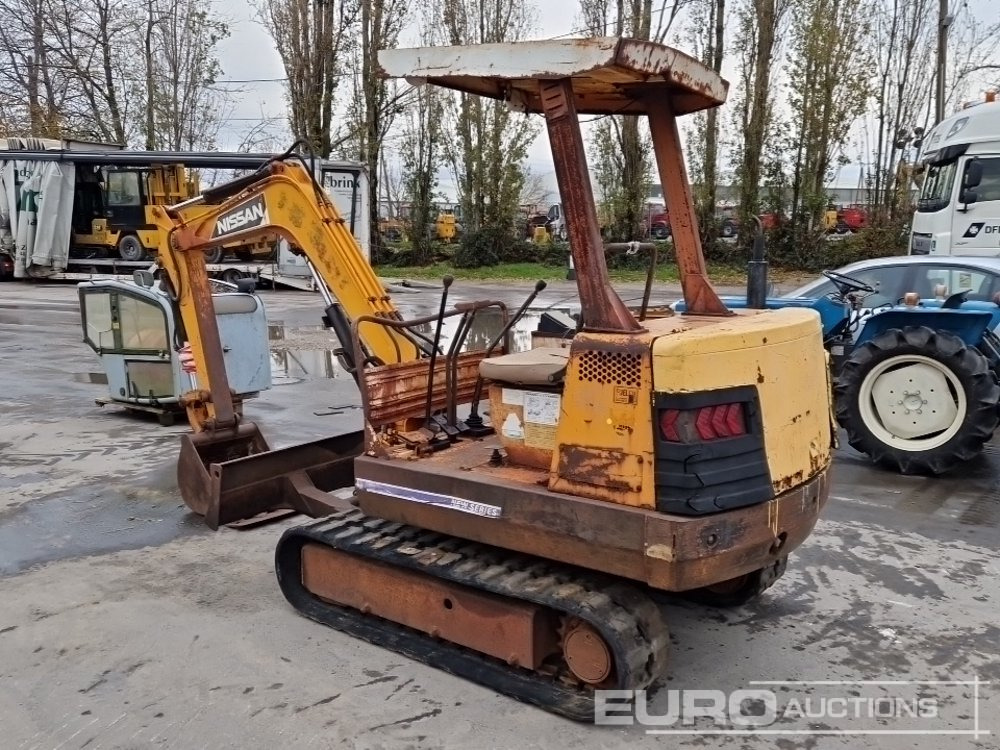 Nissan N260.2 - Mini excavator: picture 3 Nissan N260.2 - Mini excavator: picture 3