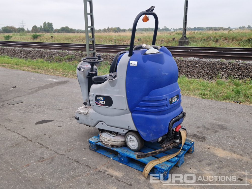 Dulevo Sapphire 85 Ride on Electric Floor Cleaner - Other machinery: picture 3 Dulevo Sapphire 85 Ride on Electric Floor Cleaner - Other machinery: picture 3