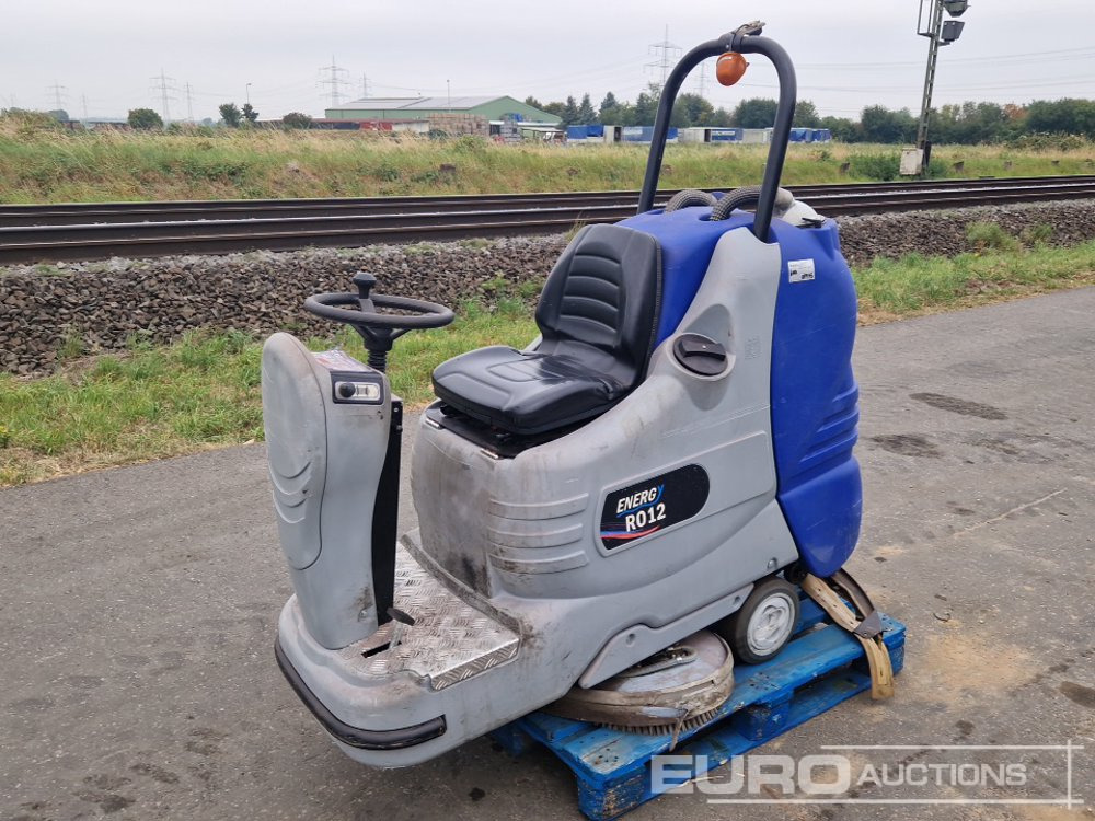 Dulevo Sapphire 85 Ride on Electric Floor Cleaner - Other machinery: picture 1 Dulevo Sapphire 85 Ride on Electric Floor Cleaner - Other machinery: picture 1