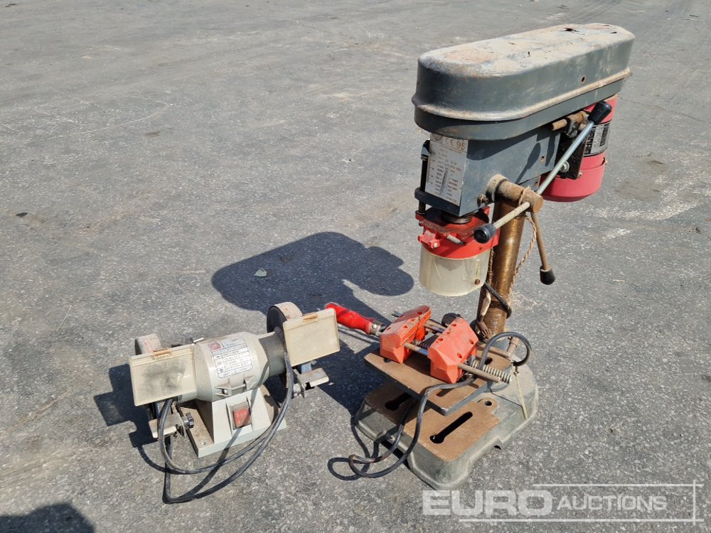 Pallet of Tools - Construction equipment: picture 1 Pallet of Tools - Construction equipment: picture 1
