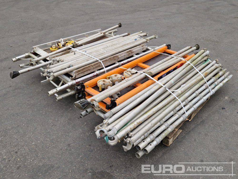 Pallets of Scaffolding (2 of) - Construction equipment: picture 4 Pallets of Scaffolding (2 of) - Construction equipment: picture 4