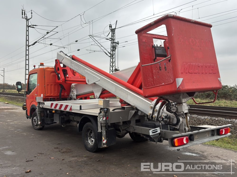 Renault 120 DXI - Truck mounted aerial platform: picture 3 Renault 120 DXI - Truck mounted aerial platform: picture 3