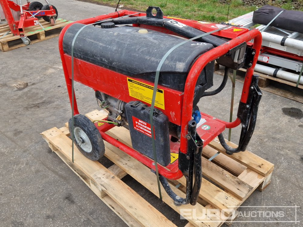 SDMO PERFORM 4500 XL - Generator set: picture 4 SDMO PERFORM 4500 XL - Generator set: picture 4