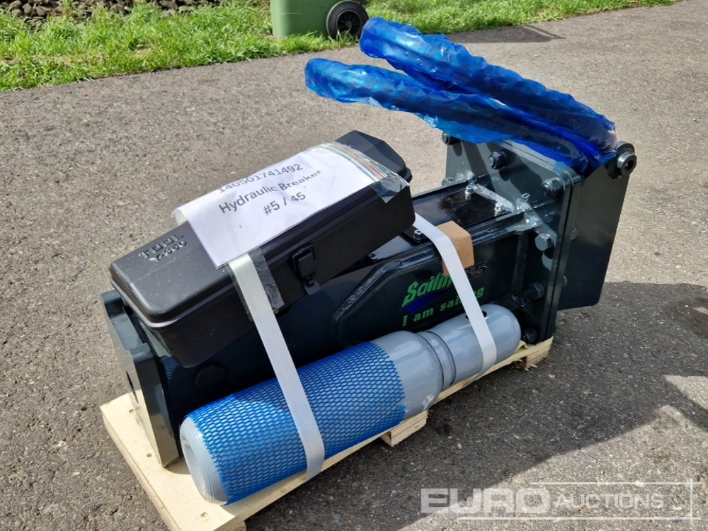 Sailing 35 - Hydraulic hammer: picture 1 Sailing 35 - Hydraulic hammer: picture 1