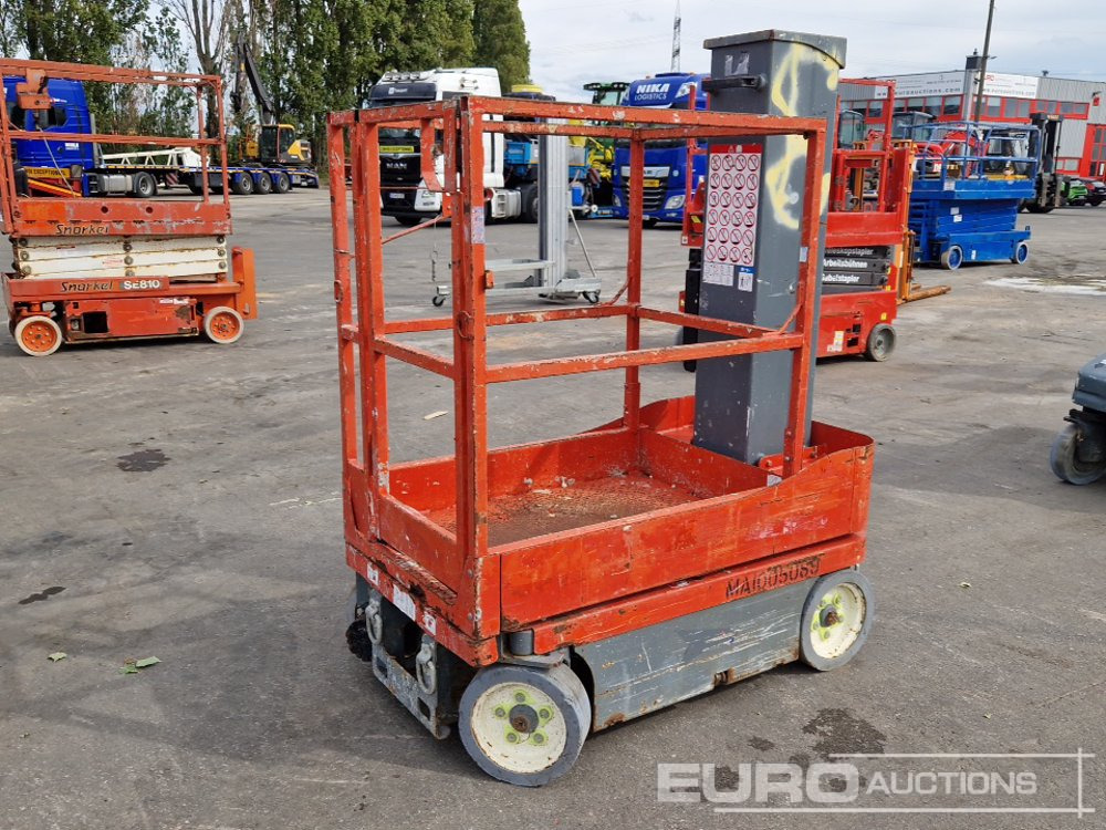 SkyJack Vertical Electric Manlift - Aerial platform: picture 1 SkyJack Vertical Electric Manlift - Aerial platform: picture 1