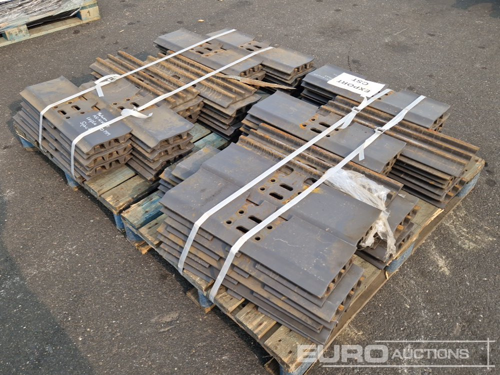 600mm Steel Track Plates to suit Volvo EC140/EC145 (92 of) - Spare parts for Excavator: picture 2 600mm Steel Track Plates to suit Volvo EC140/EC145 (92 of) - Spare parts for Excavator: picture 2