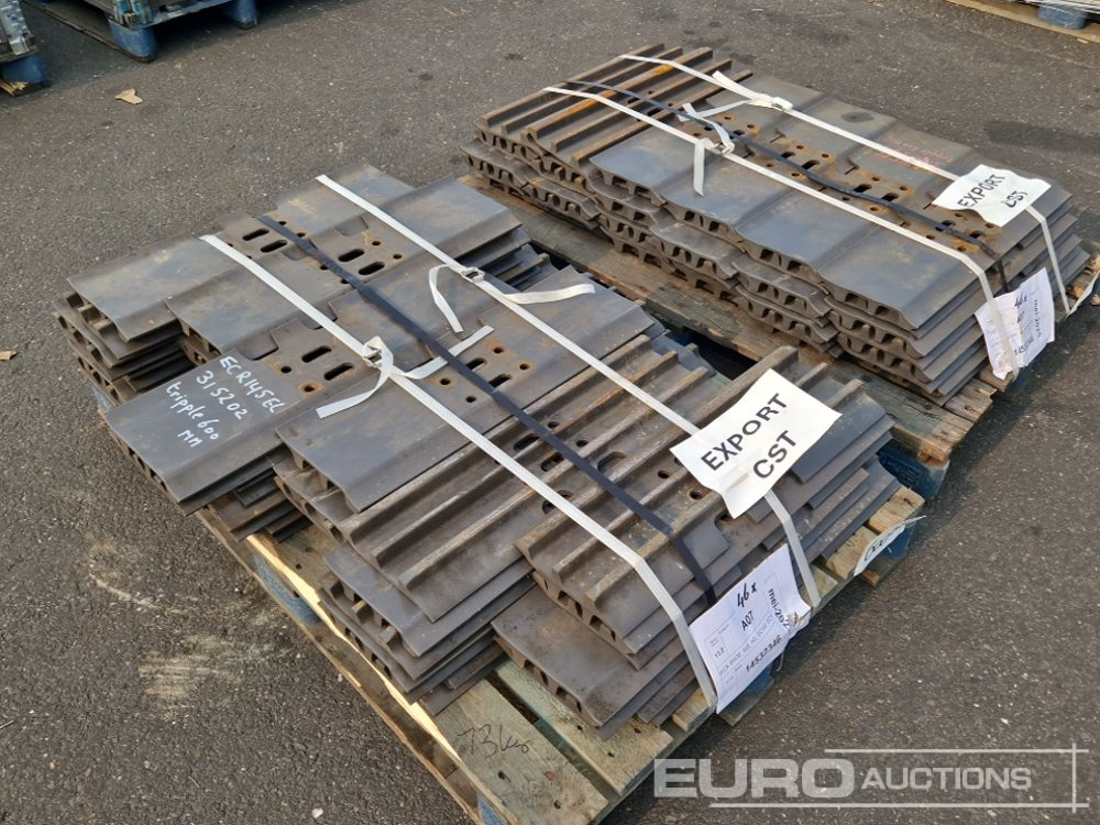 600mm Steel Track Plates to suit Volvo EC140/EC145 (92 of) - Spare parts for Excavator: picture 3 600mm Steel Track Plates to suit Volvo EC140/EC145 (92 of) - Spare parts for Excavator: picture 3