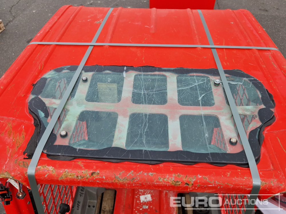 Cabin to suit Bobcat Skidsteer Loader - Spare parts: picture 5 Cabin to suit Bobcat Skidsteer Loader - Spare parts: picture 5