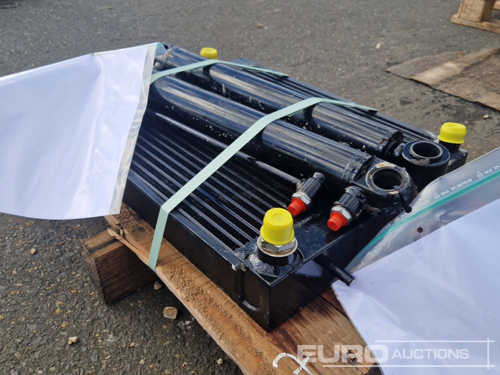 Cylinder (2 of) + Radiator to suit Thwaites MACH201 - Spare parts: picture 3 Cylinder (2 of) + Radiator to suit Thwaites MACH201 - Spare parts: picture 3