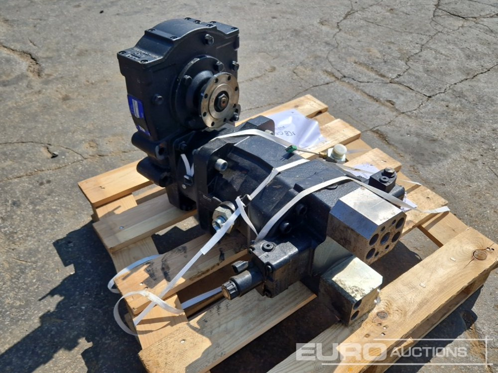 Gearbox & Drive Motor to suit JCB - Spare parts: picture 4 Gearbox & Drive Motor to suit JCB - Spare parts: picture 4