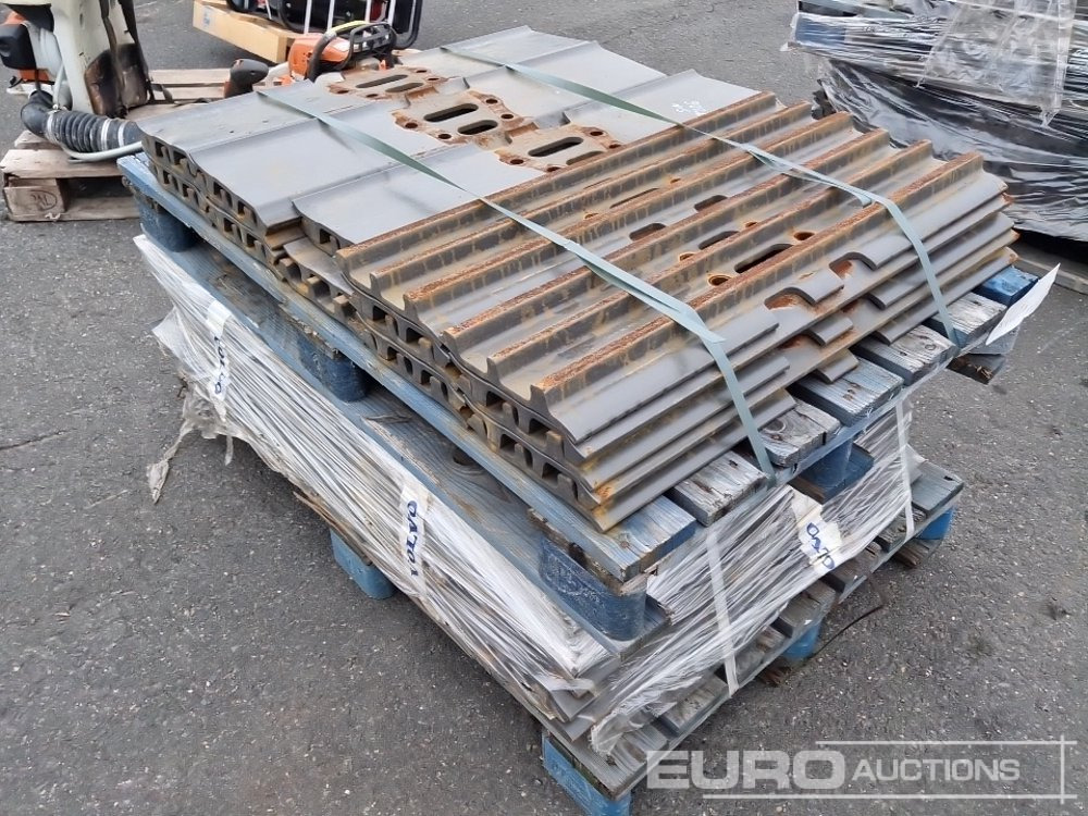 Track Plates to suit Volvo - Spare parts for Excavator: picture 2 Track Plates to suit Volvo - Spare parts for Excavator: picture 2