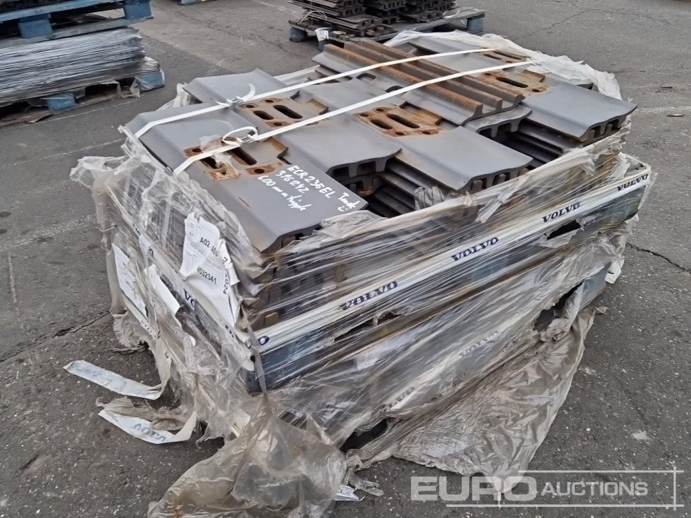 Track Plates to suit Volvo - Spare parts for Excavator: picture 2 Track Plates to suit Volvo - Spare parts for Excavator: picture 2